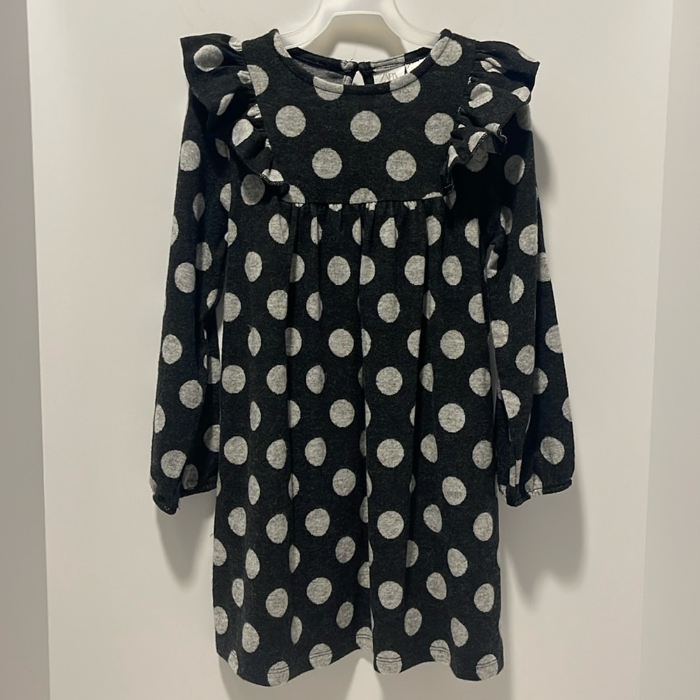 Zara Girl’s Size 5-6 Year Old Black & Gray Polka Dot Sweater Dress Long Sleeves